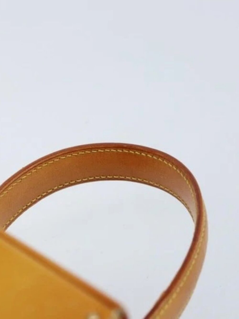 LOUIS VUITTON Monogram Vernis Bleecker Cosmetic Pouch Beige M91002 Auth 173131 - Picture 8 of 15